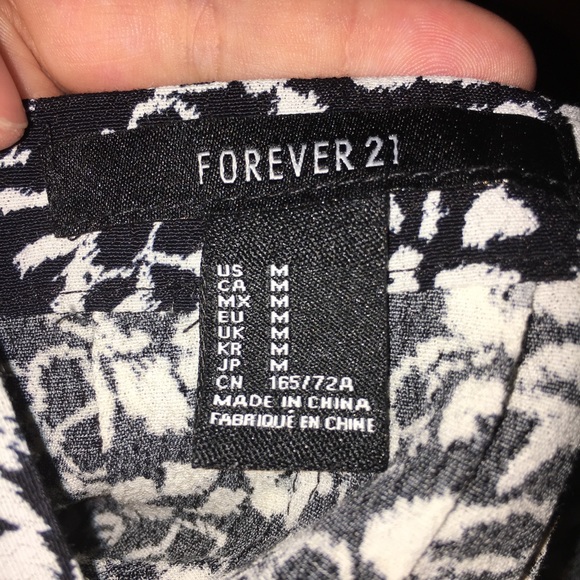 Black and white floral half zip pleated skirt - Picture 2 of 4